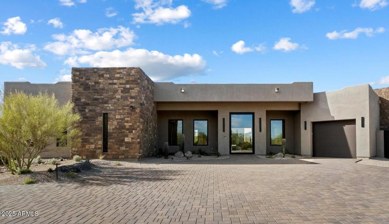 8768 E Villa Cassandra Dr., Scottsdale, AZ 85266