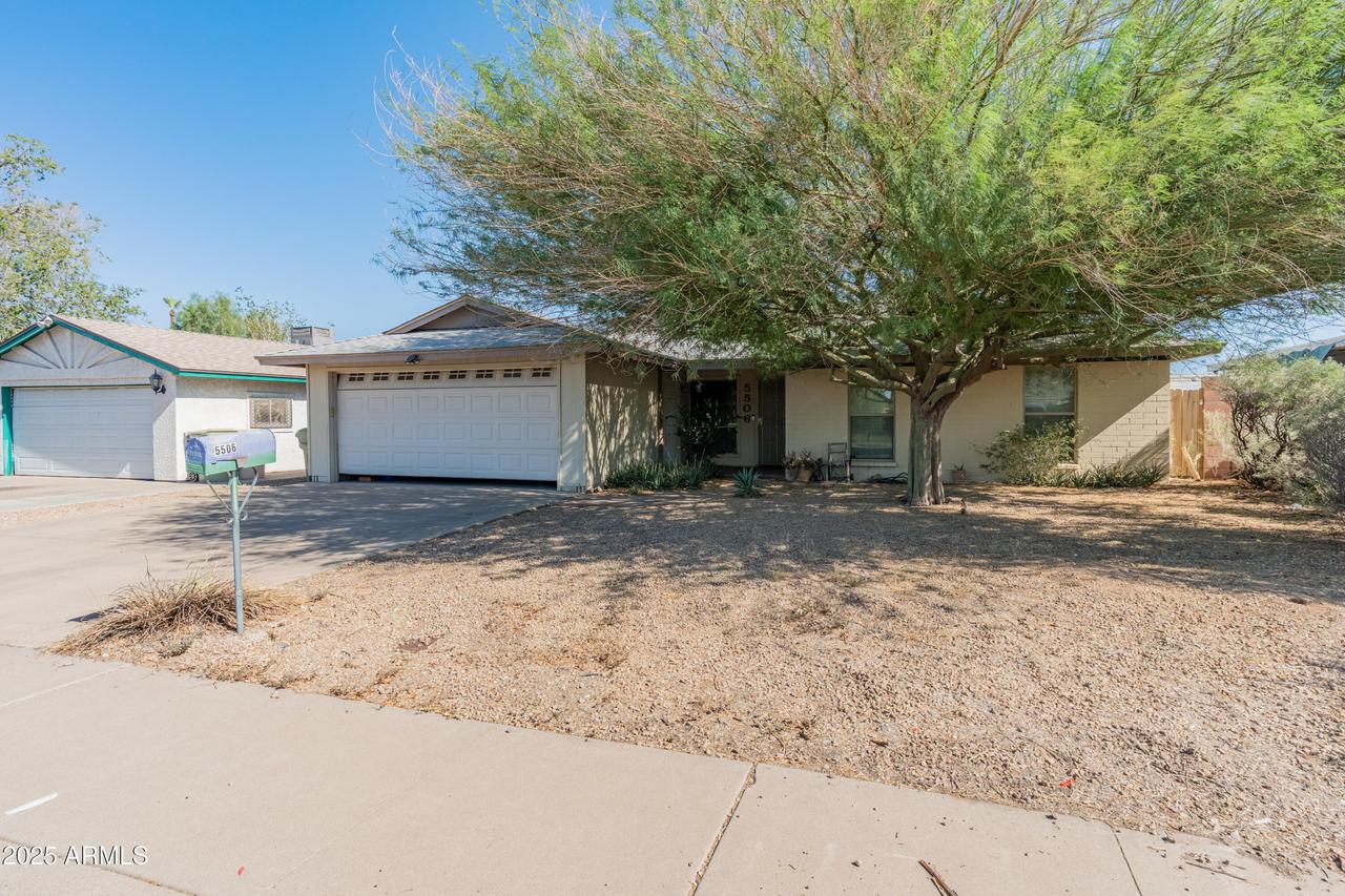 5506 W Hatcher Rd., Glendale, AZ 85302