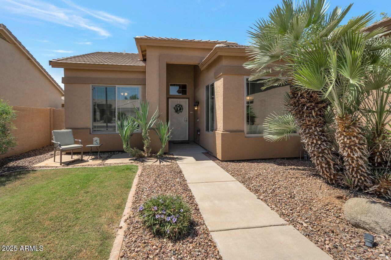 213 E Smoke Tree Rd., Gilbert, AZ 85296