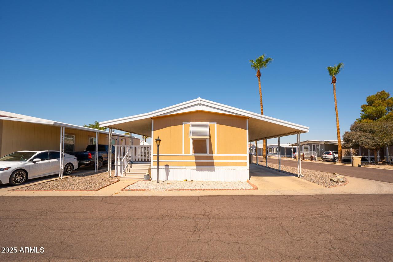 10955 N 79th Ave. #60, Peoria, AZ 85345