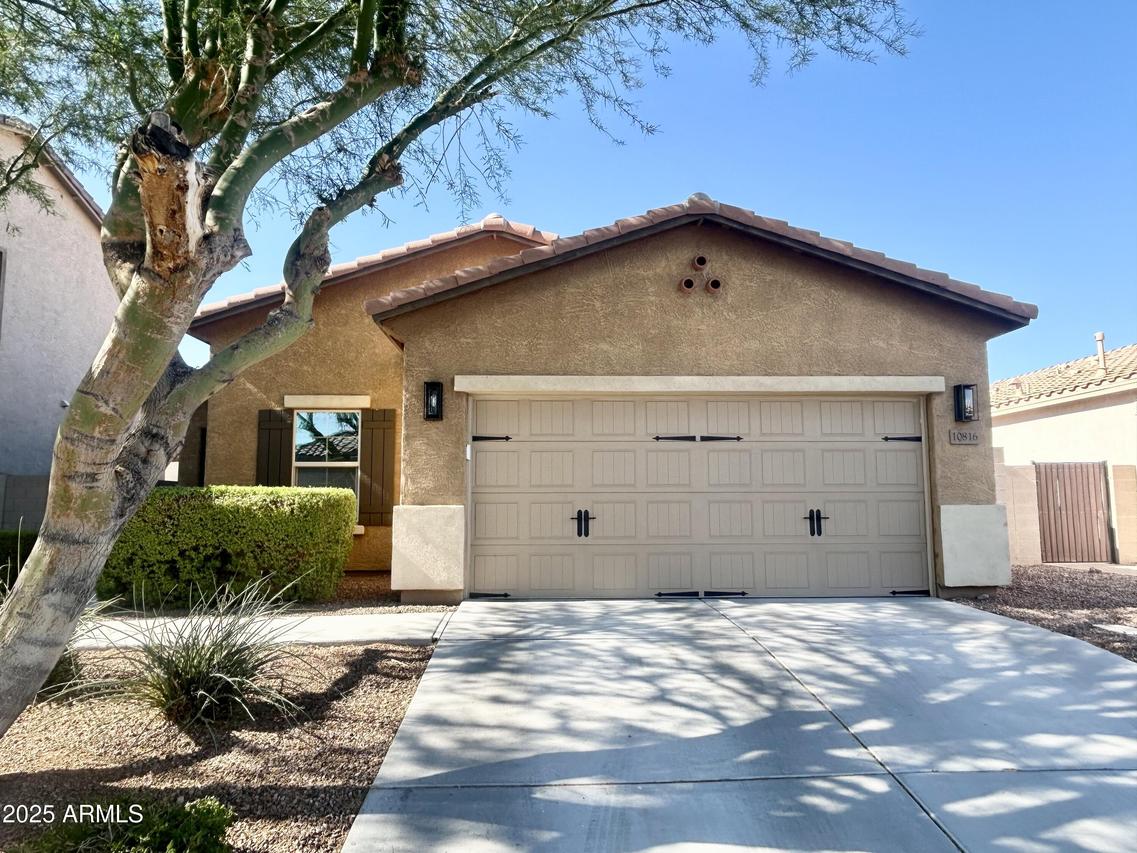 10816 W Cottontail Ln., Peoria, AZ 85383