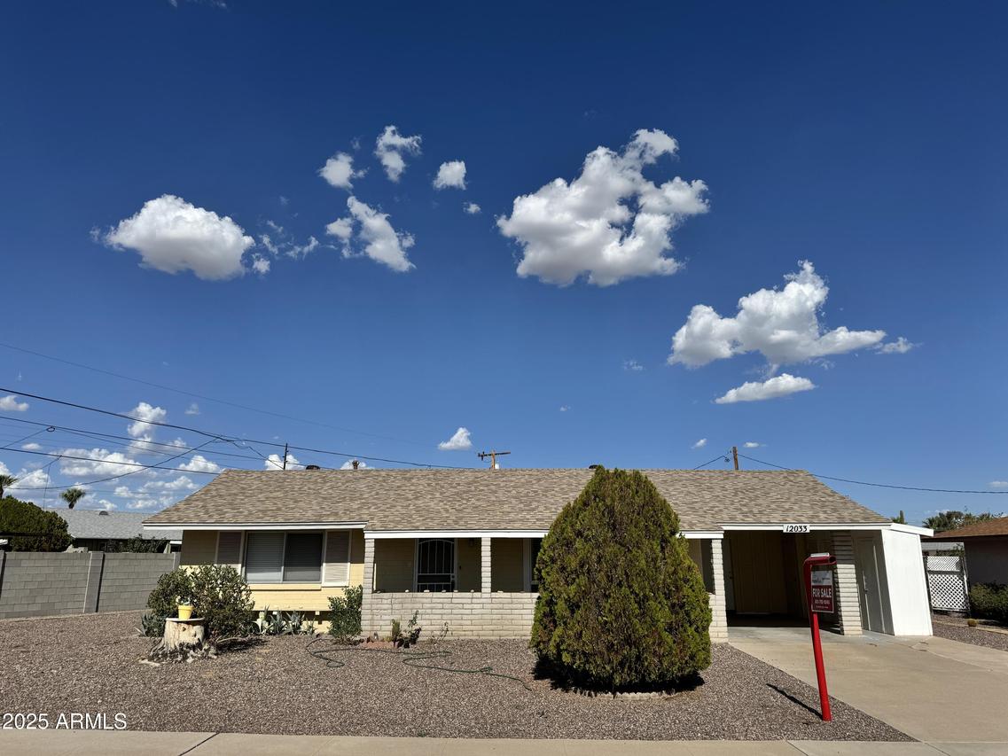 12033 N Hillcrest Dr., Sun City, AZ 85351