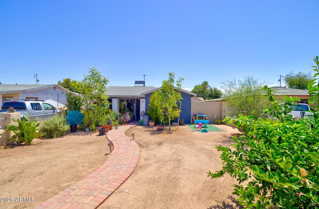 404 N Morrison Ave., Casa Grande, AZ 85122