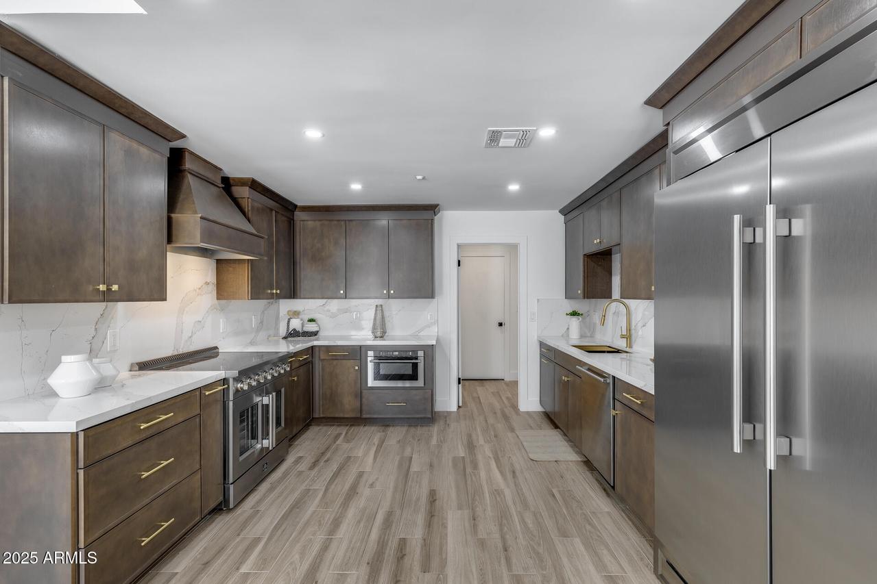 9625 N 83rd Way, Scottsdale, AZ 85258