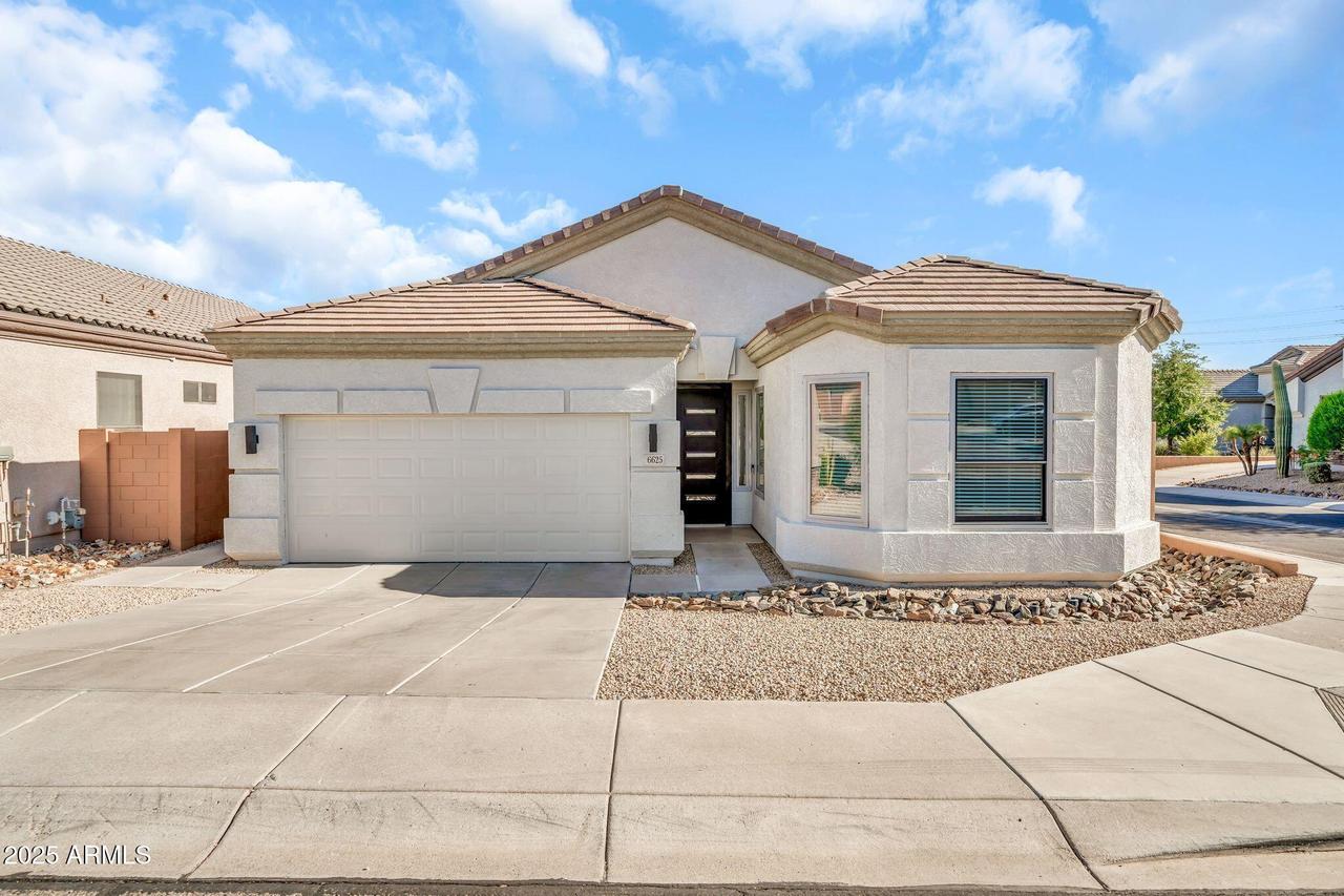 6625 W Cavedale Dr., Phoenix, AZ 85083