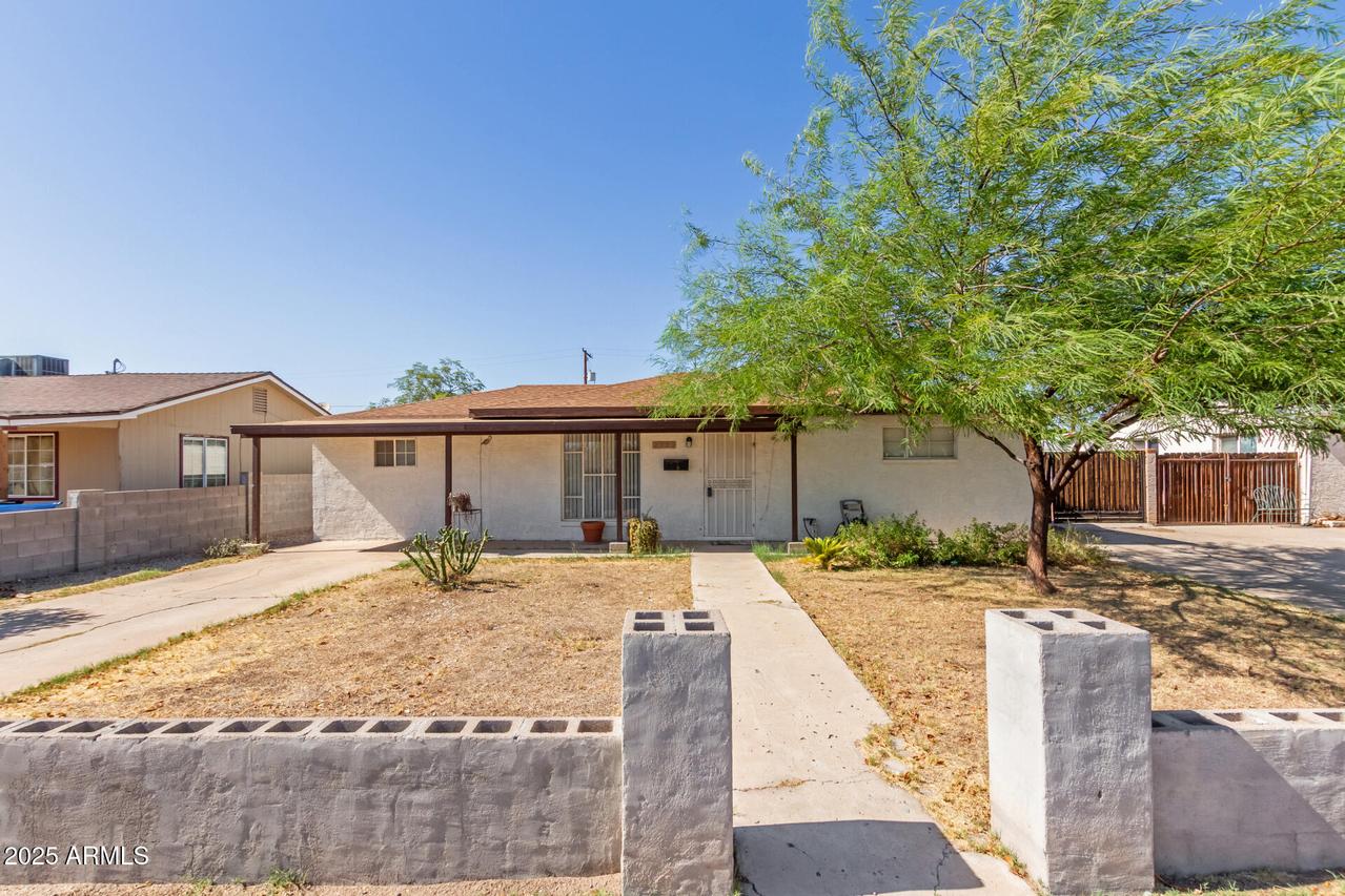2752 W Royal Palm Rd., Phoenix, AZ 85051