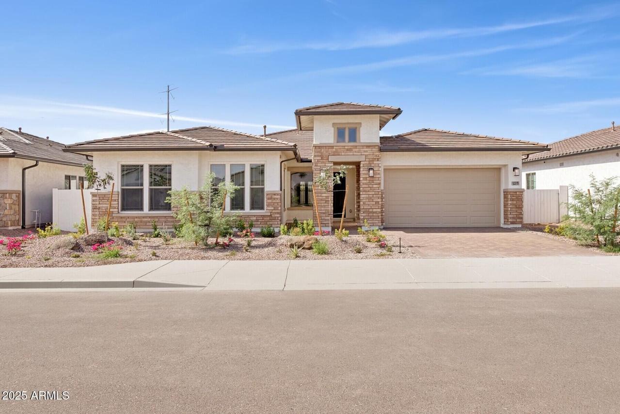 12315 W Luxton Ln., Avondale, AZ 85323