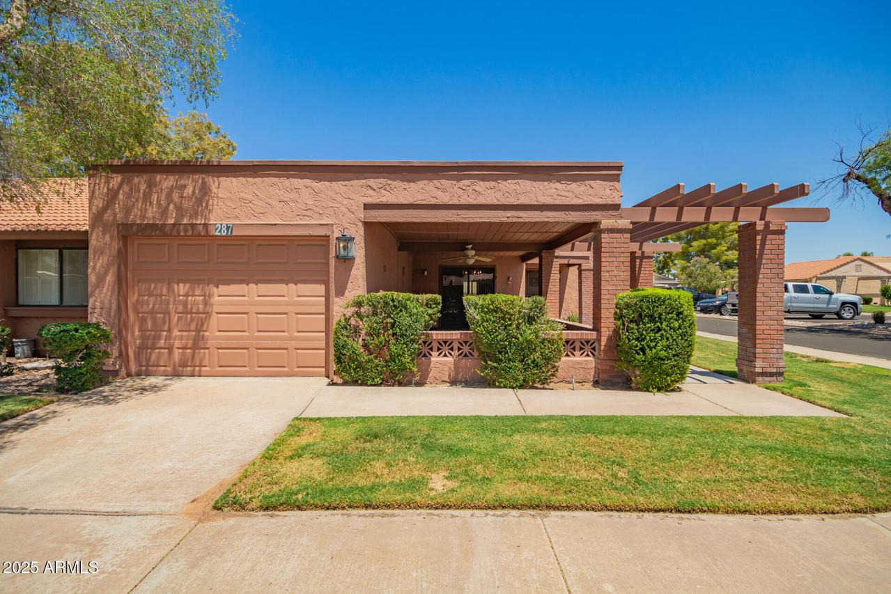 287 Leisure World, Mesa, AZ 85206