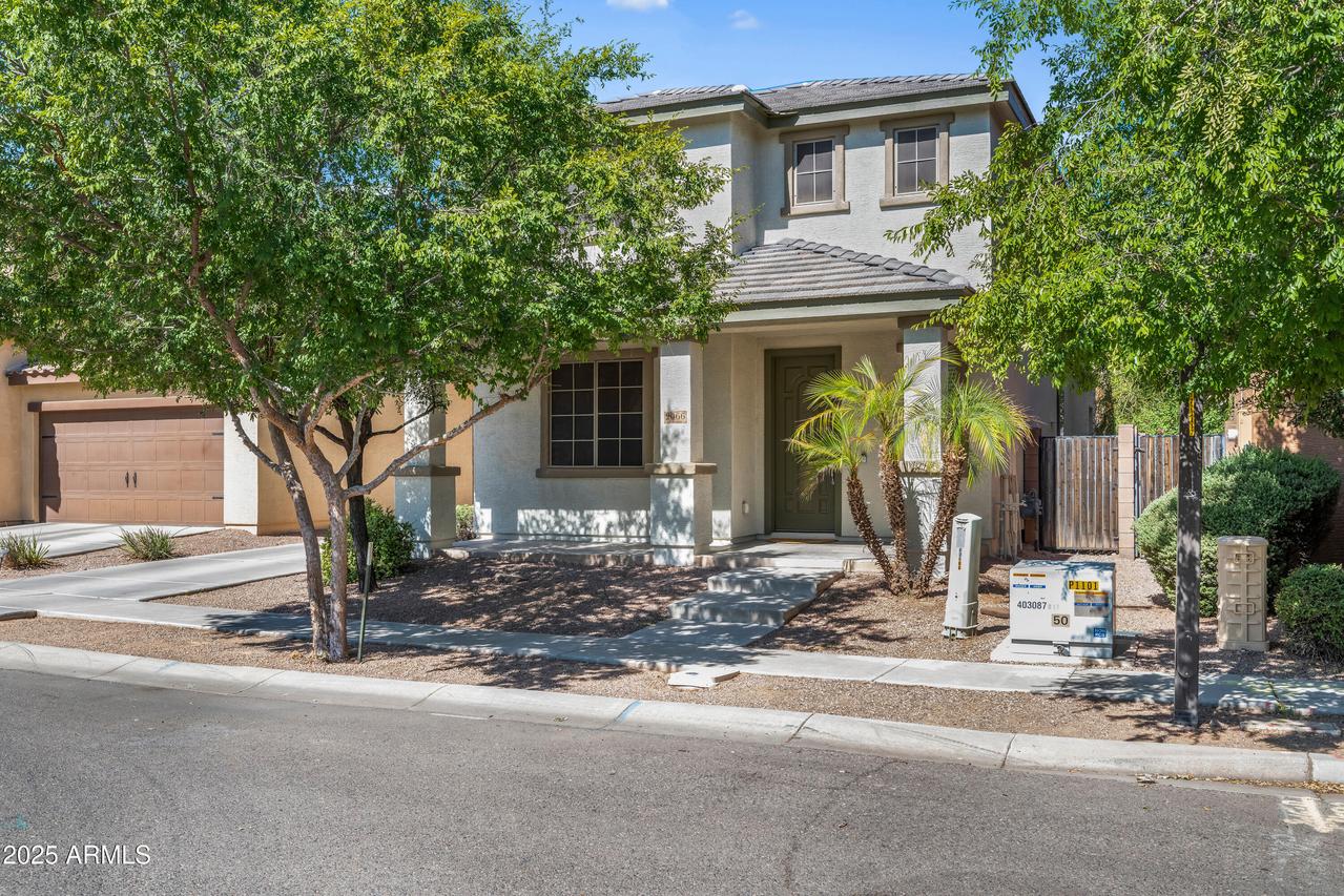 2066 S Moccasin Tr., Gilbert, AZ 85295