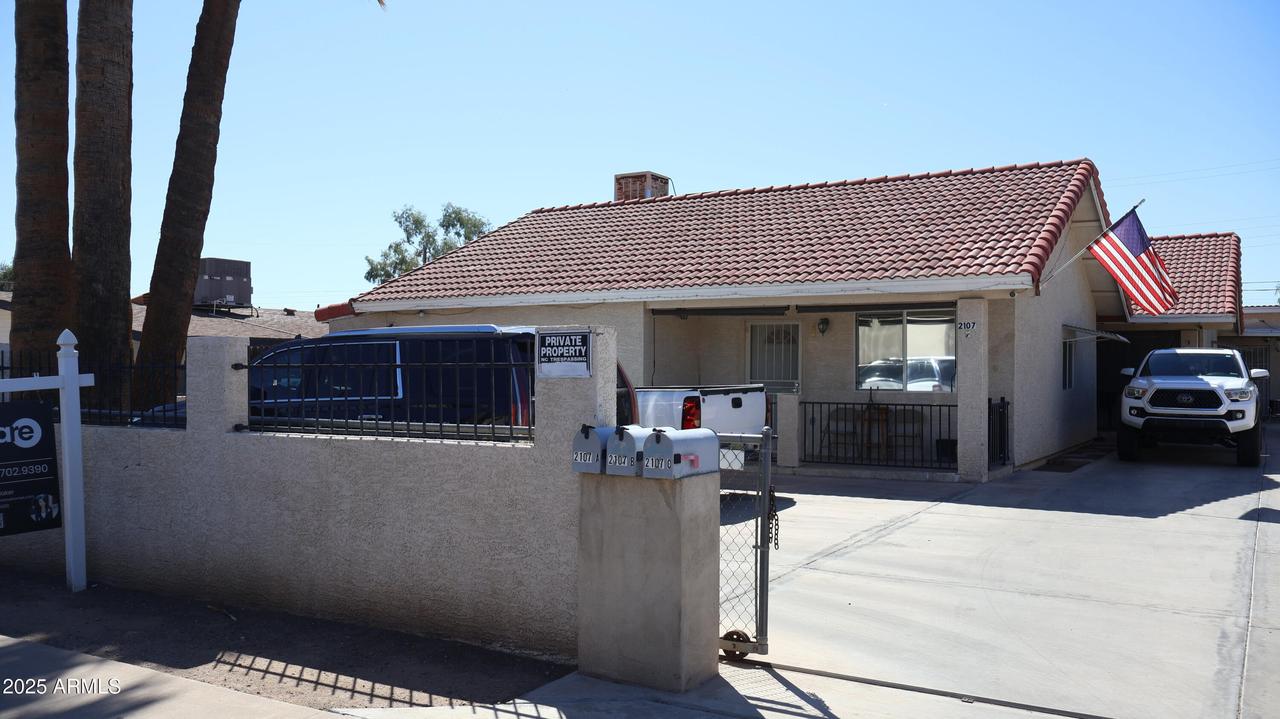 2107 W Glenrosa Ave., Phoenix, AZ 85015