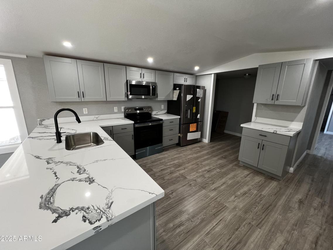 7927 E Jan Ave., Mesa, AZ 85209