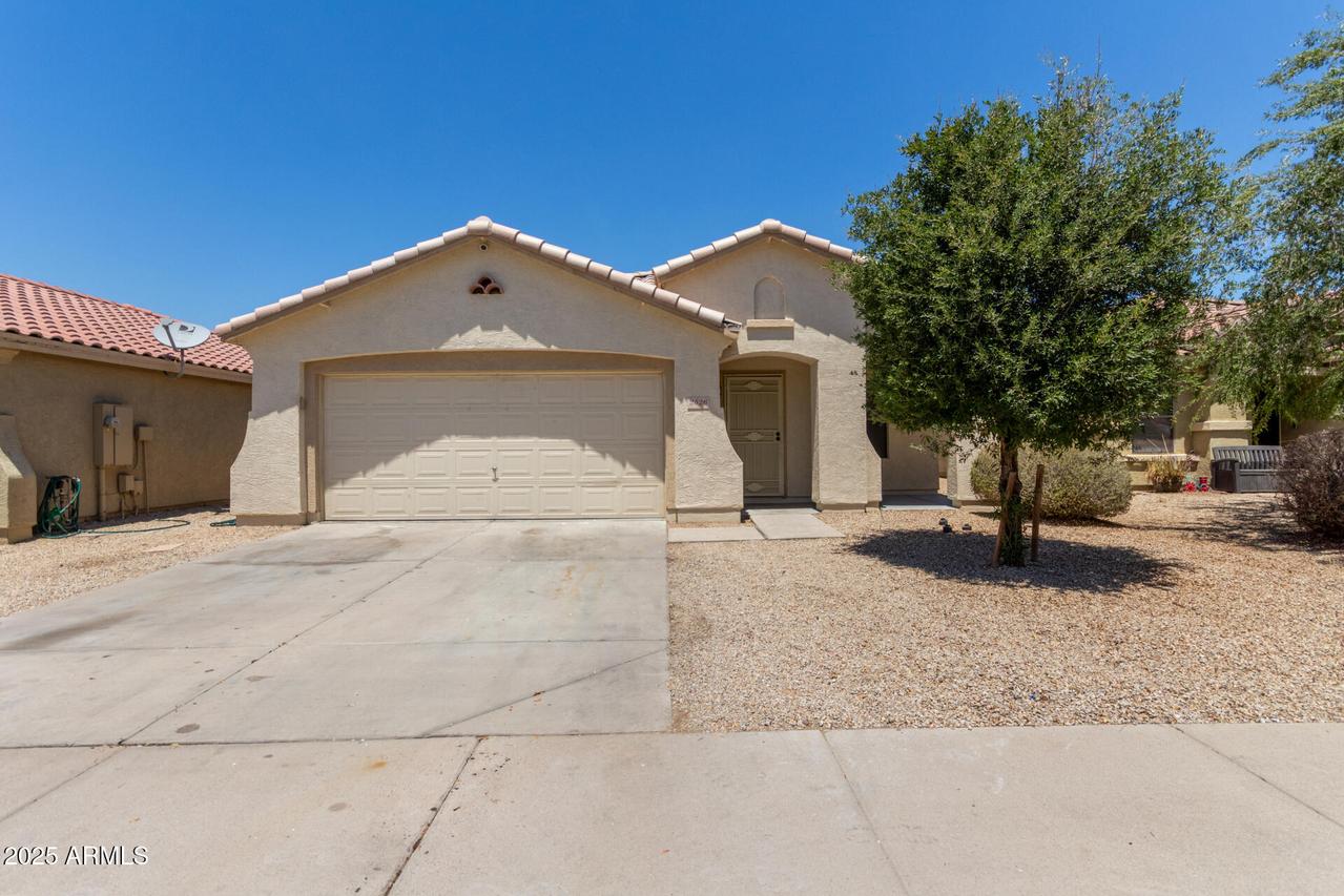 2526 W Mobile Ln., Phoenix, AZ 85041