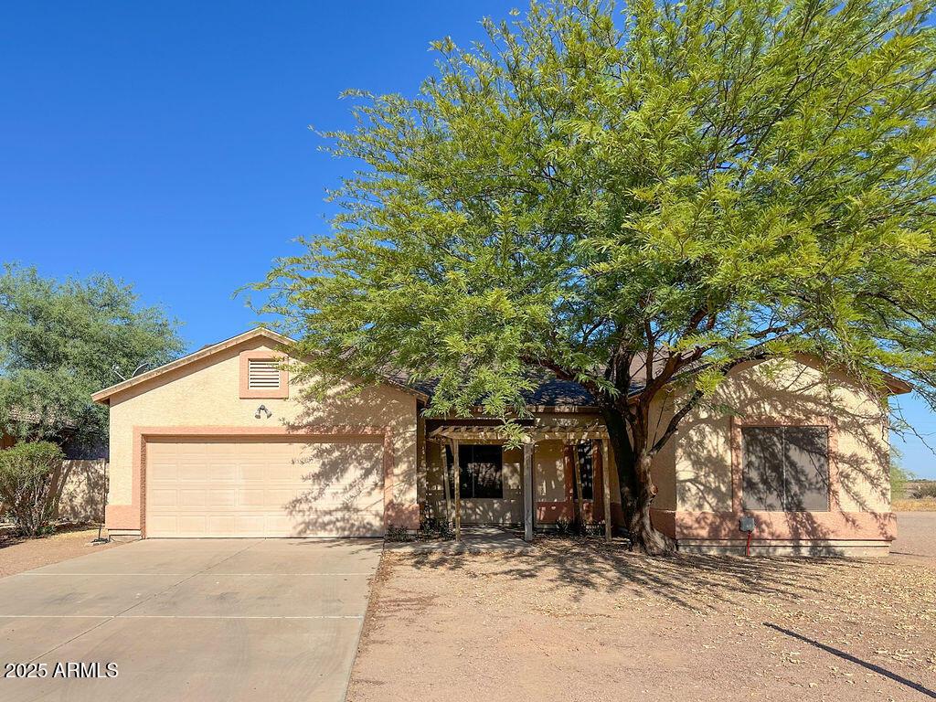 15220 S Padres Rd., Arizona City, AZ 85123