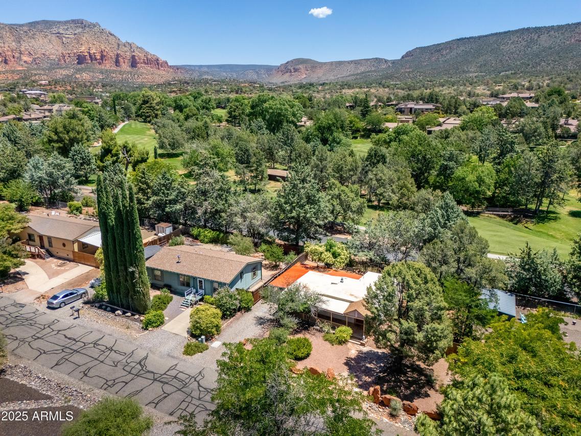95 Catclaw Ln., Sedona, AZ 86351