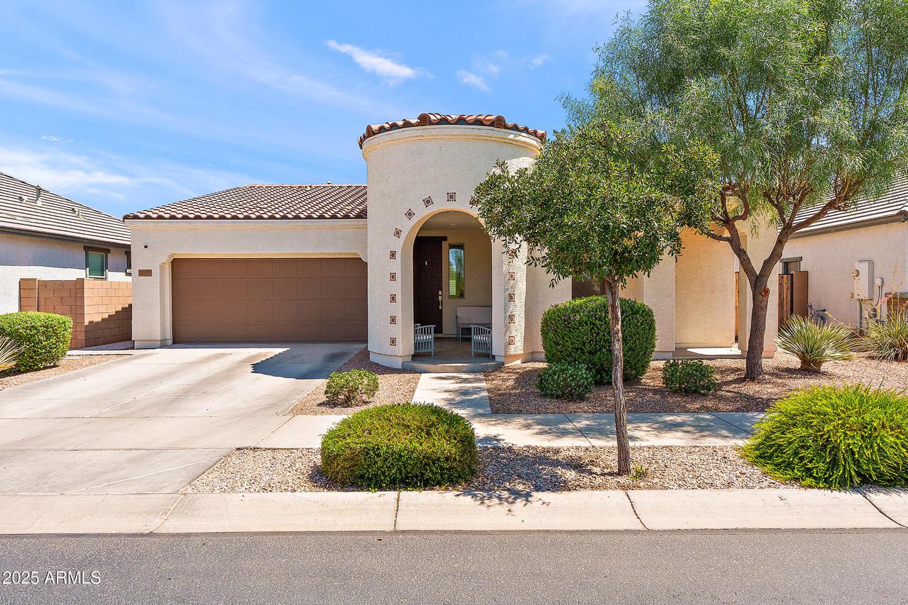 22592 E Via Estancia, Queen Creek, AZ 85142