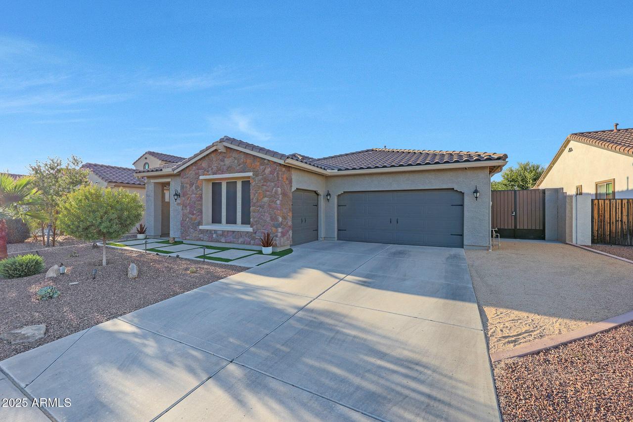 14846 W Luna Dr Dr., Litchfield Park, AZ 85340