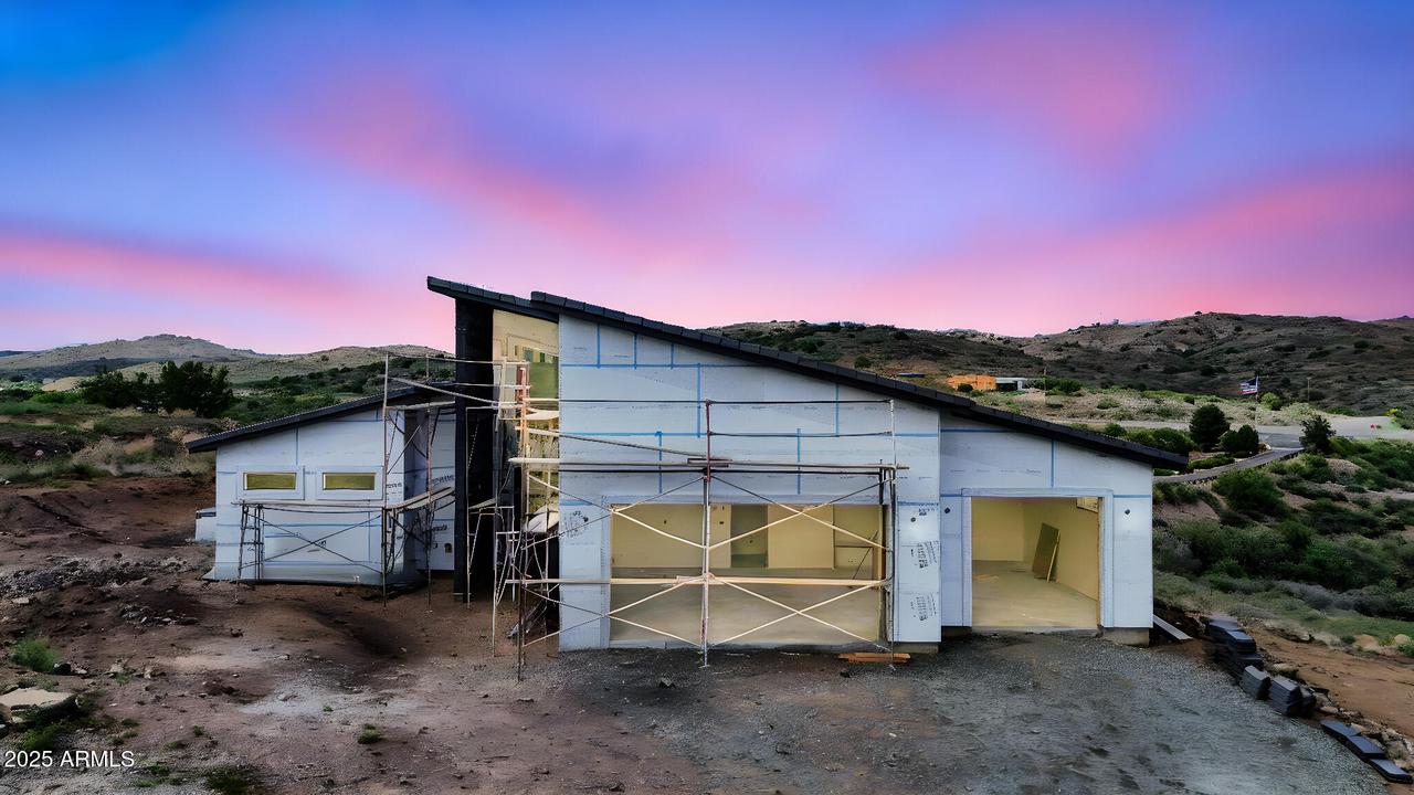 15860 E Broken Bit Rd., Mayer, AZ 86333