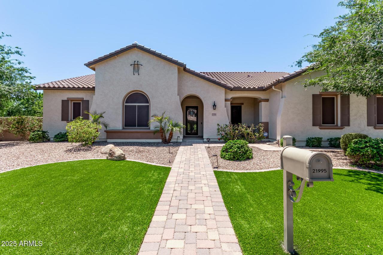 21995 E Tierra Grande Ct., Queen Creek, AZ 85142