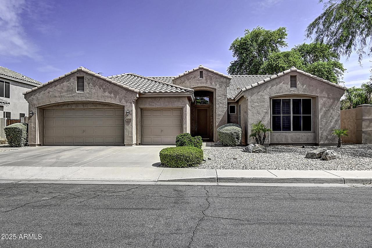 634 W Goldfinch Way, Chandler, AZ 85286