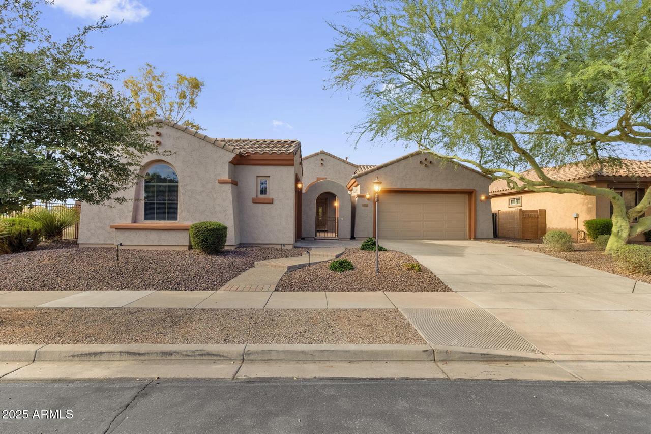 2050 E Lynx Pl., Chandler, AZ 85249