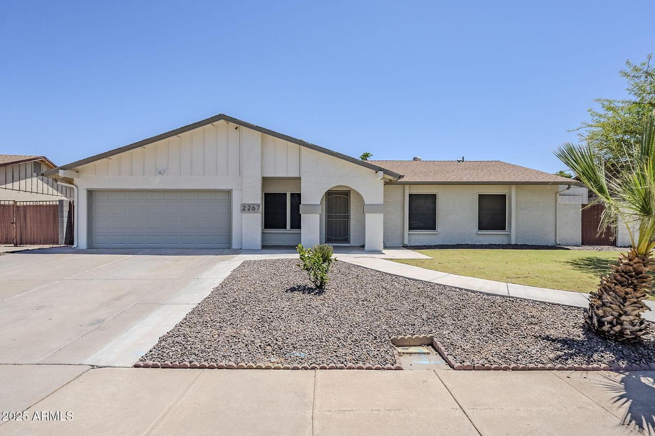 2267 S Spruce St., Mesa, AZ 85210