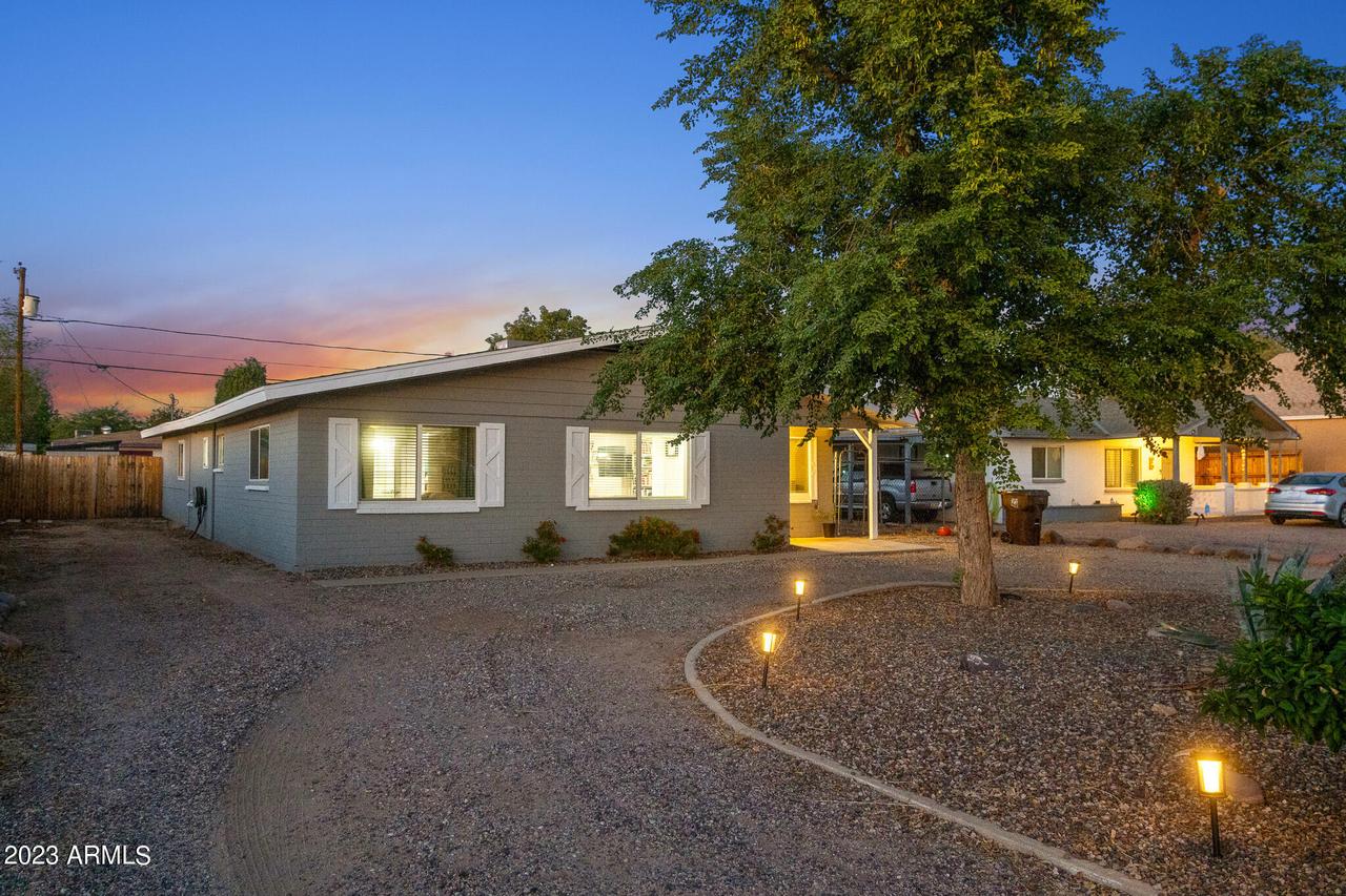 8114 E 4th Ave., Mesa, AZ 85208