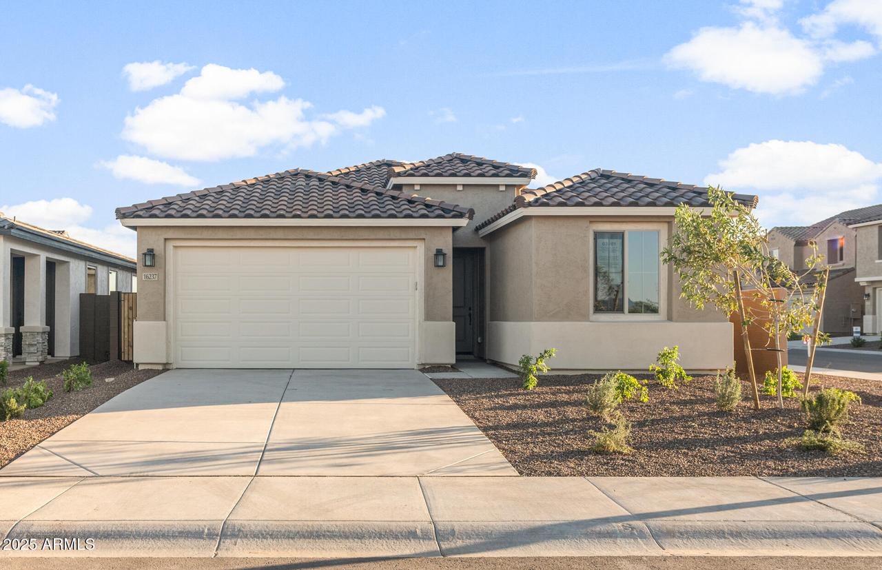 16237 W Straight Arrow Ln., Surprise, AZ 85387