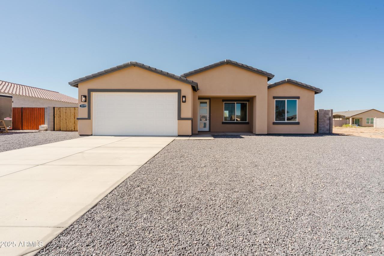 10199 W Bradshaw Dr., Arizona City, AZ 85123