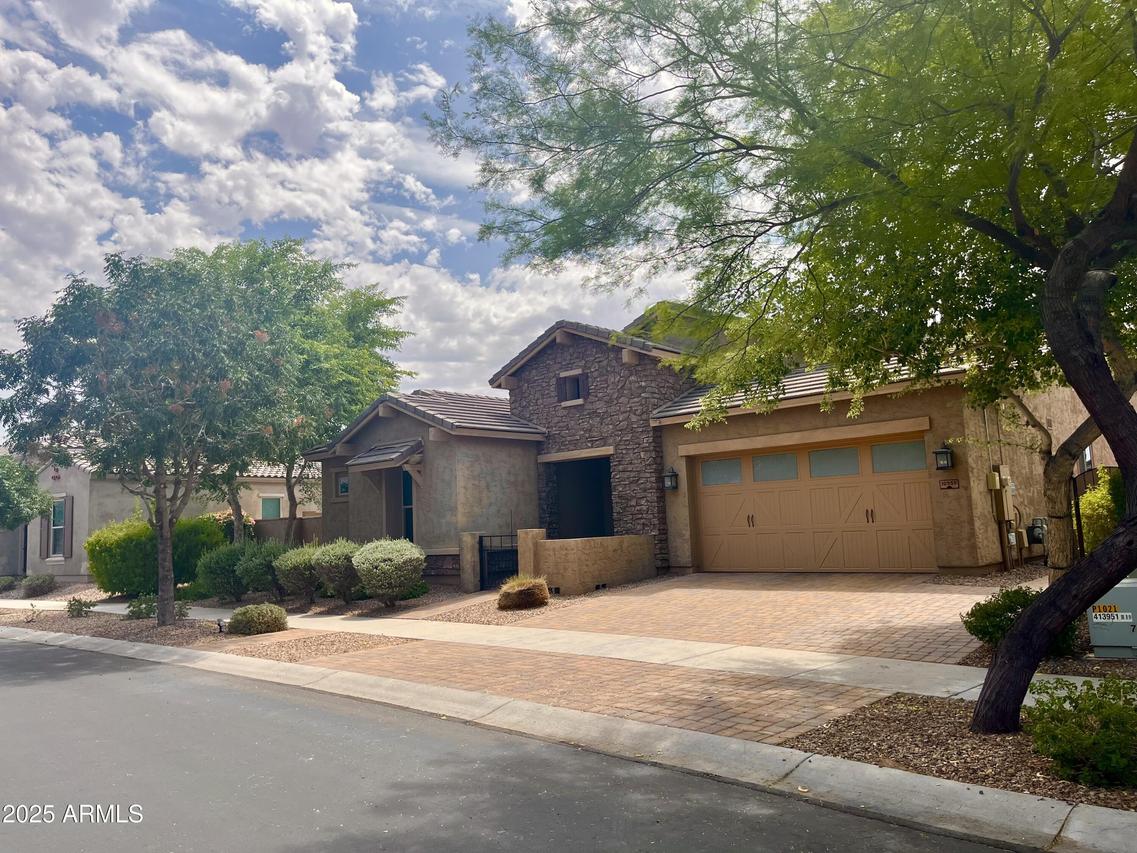 10559 E Diffraction Ave., Mesa, AZ 85212