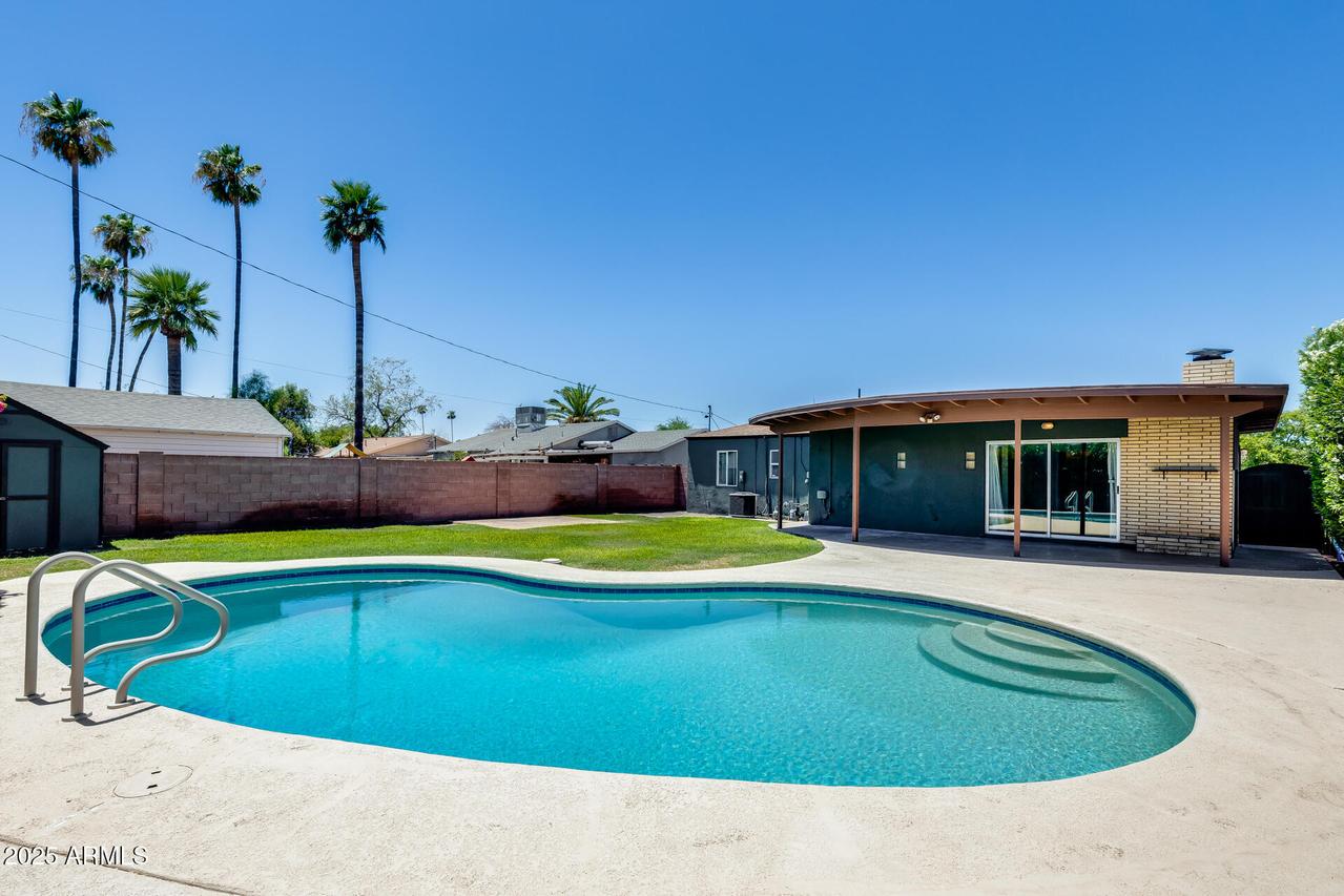 4243 N 15th Dr., Phoenix, AZ 85015