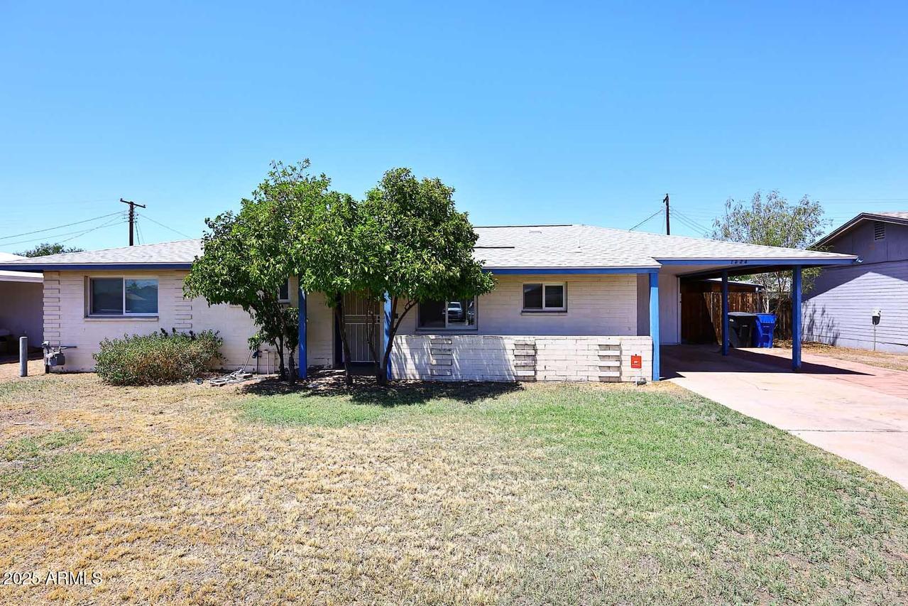 1524 W 7th St., Mesa, AZ 85201