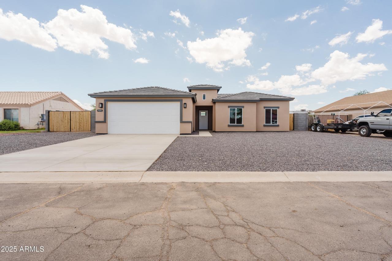 9893 W Sunbird Dr., Arizona City, AZ 85123