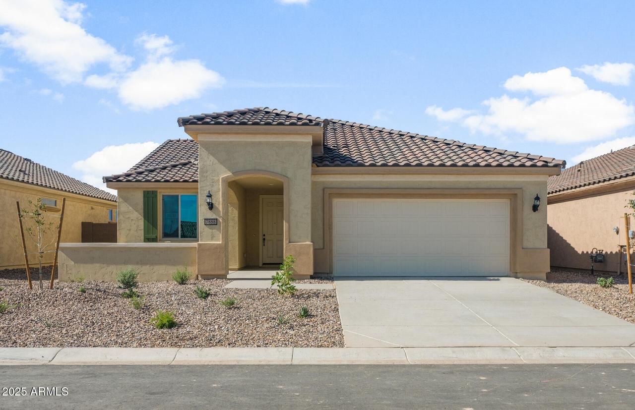 7888 W Meadowlark Way, Florence, AZ 85132