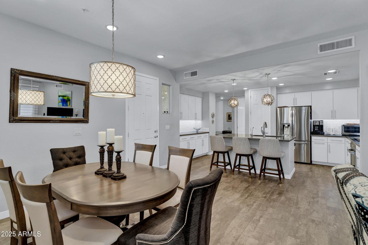250 W Queen Creek Rd. #101, Chandler, AZ 85248