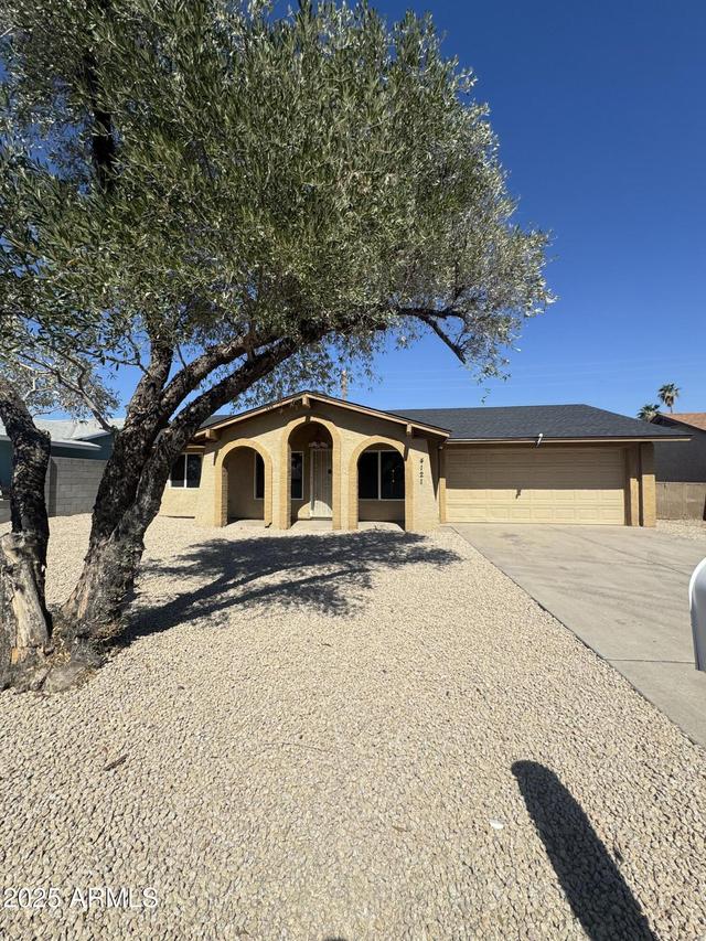 4121 N 79th Dr., Phoenix, AZ 85033