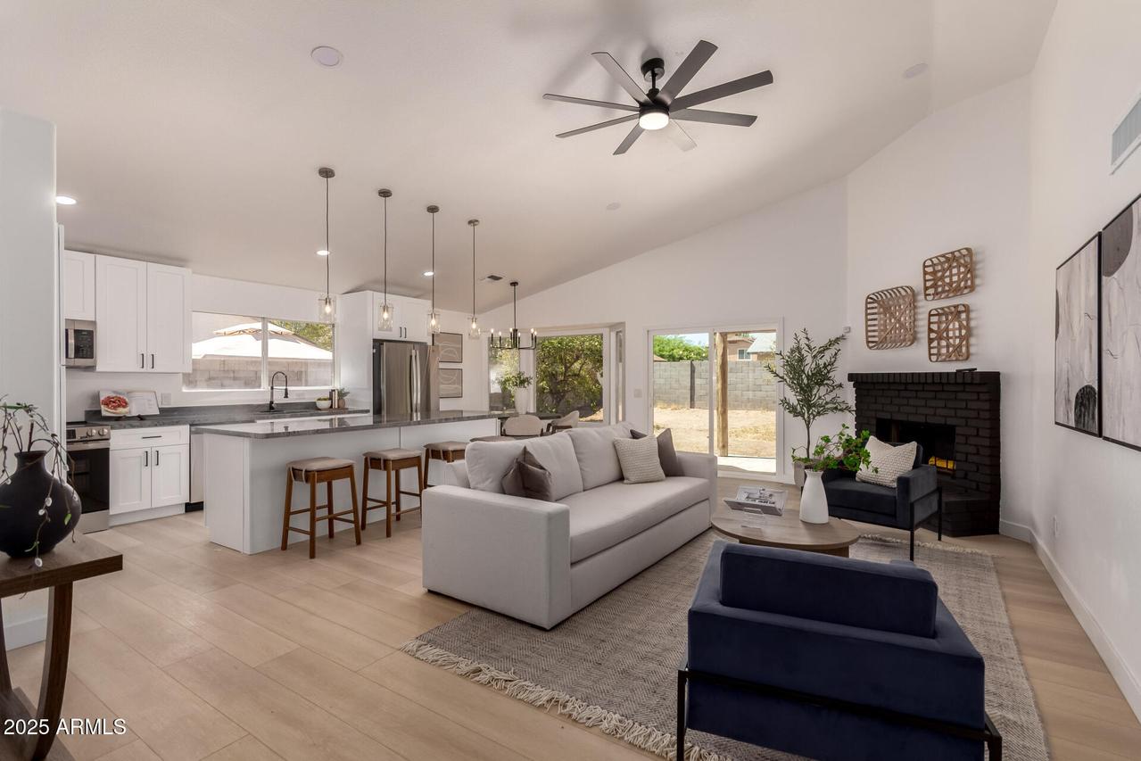 7742 W Cheryl Dr., Peoria, AZ 85345