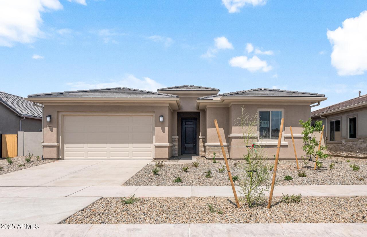 766 W Flatiron Tr., Apache Junction, AZ 85120