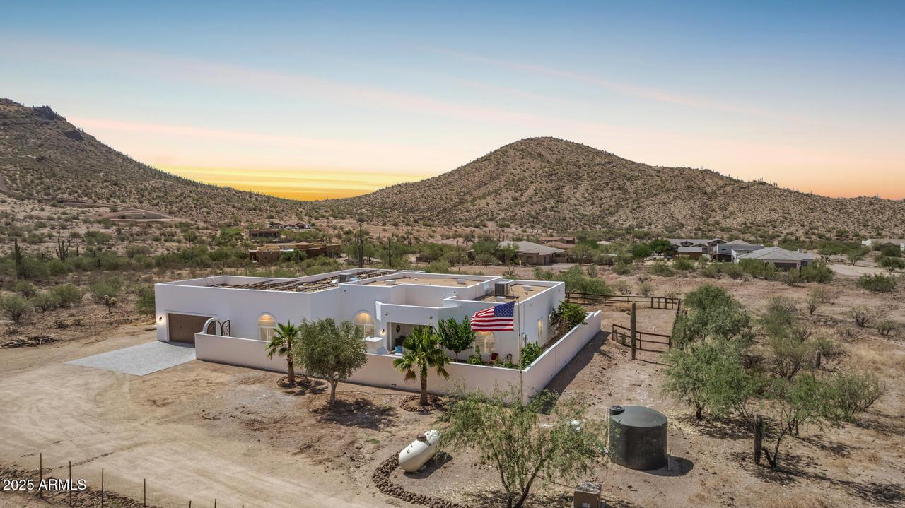 1617 E Honda Bow Rd., New River, AZ 85087