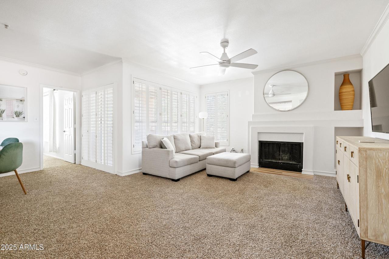 10101 N Arabian Tr. #2004, Scottsdale, AZ 85258