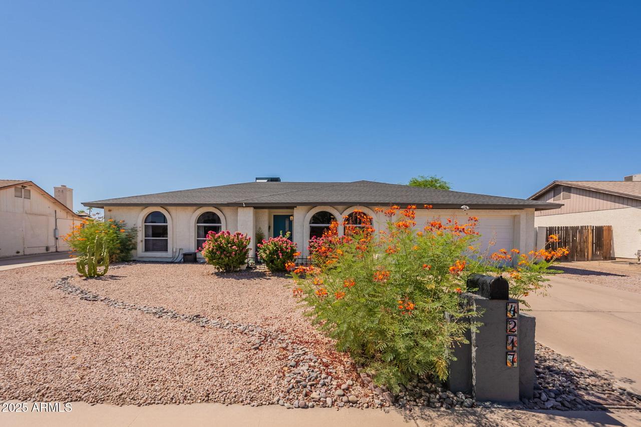 4217 E Western Star Blvd., Phoenix, AZ 85044