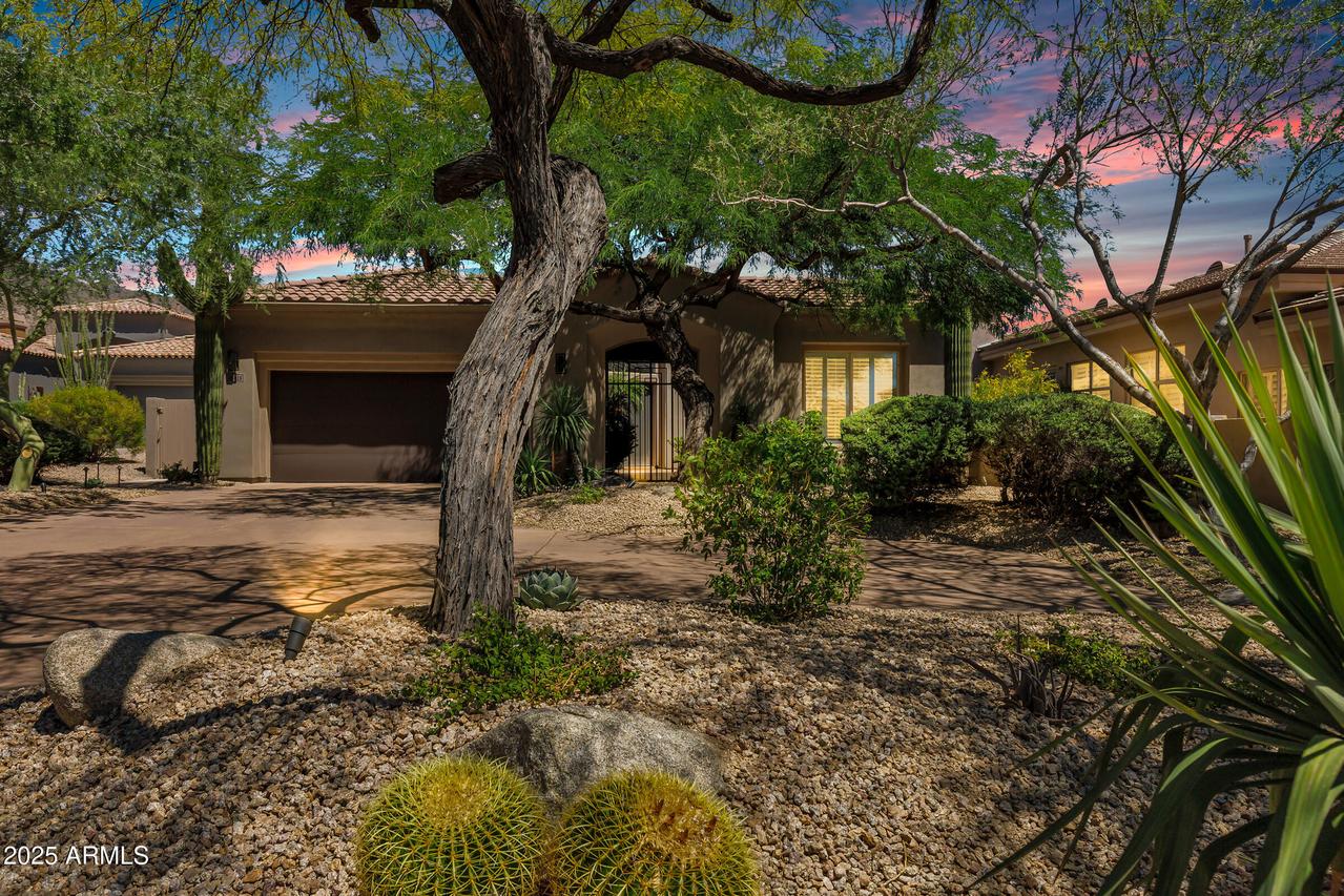 16013 N 111th Pl., Scottsdale, AZ 85255