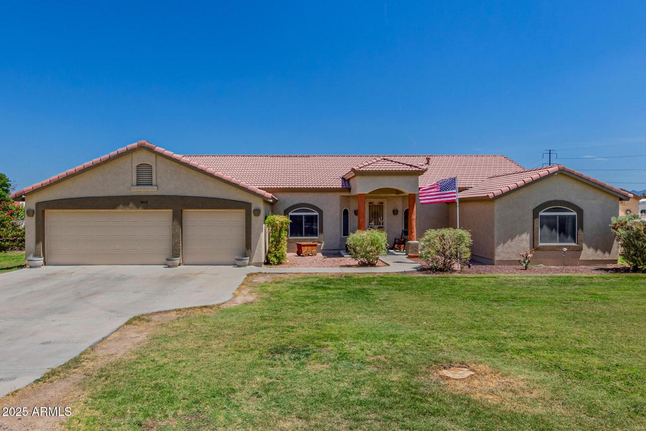 3013 S 201st Dr., Buckeye, AZ 85326