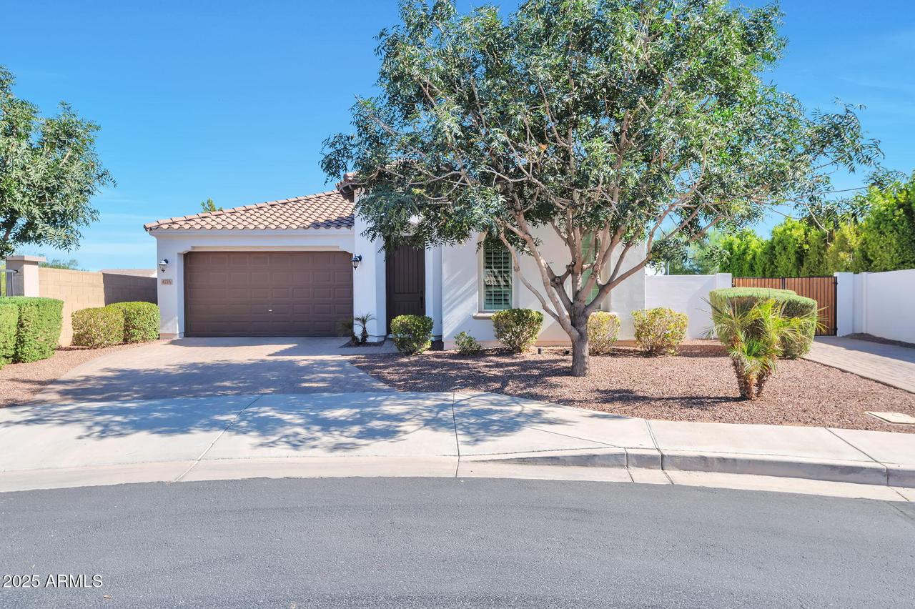 4276 E Yellowstone Pl., Chandler, AZ 85249