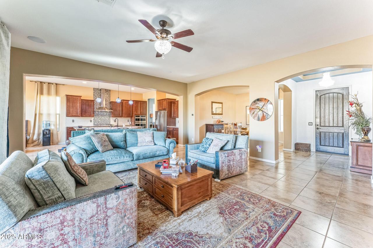 7848 W Willow Way, Florence, AZ 85132