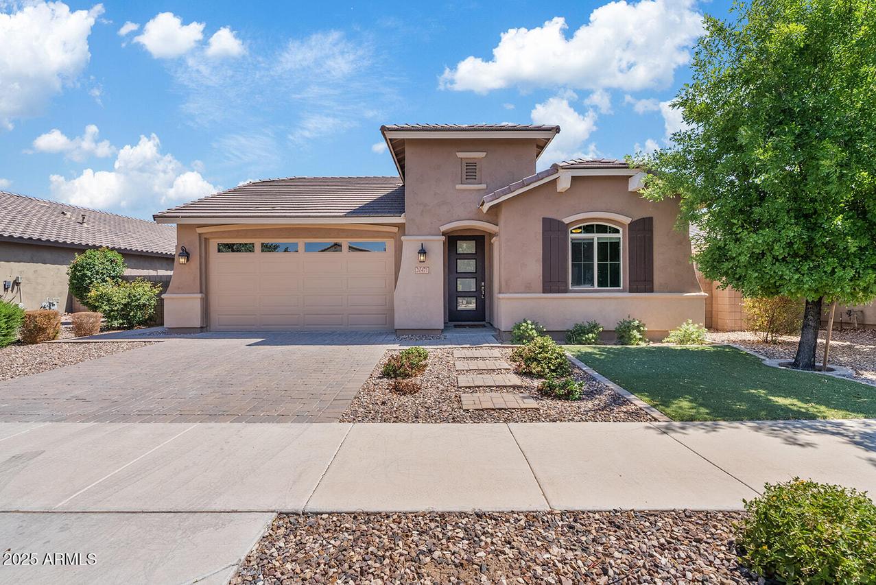 20471 E Carriage Way, Queen Creek, AZ 85142