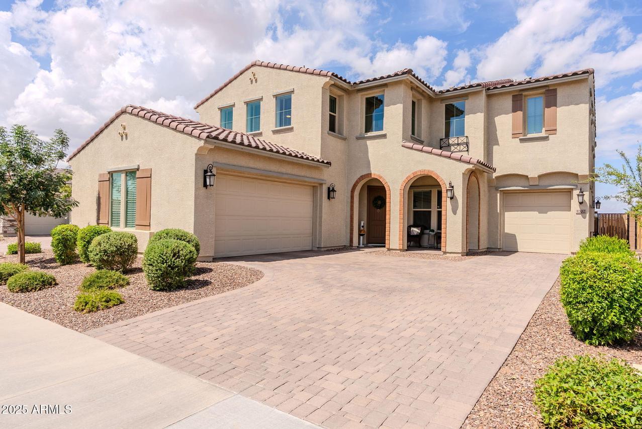 5702 S Hassett, Mesa, AZ 85212