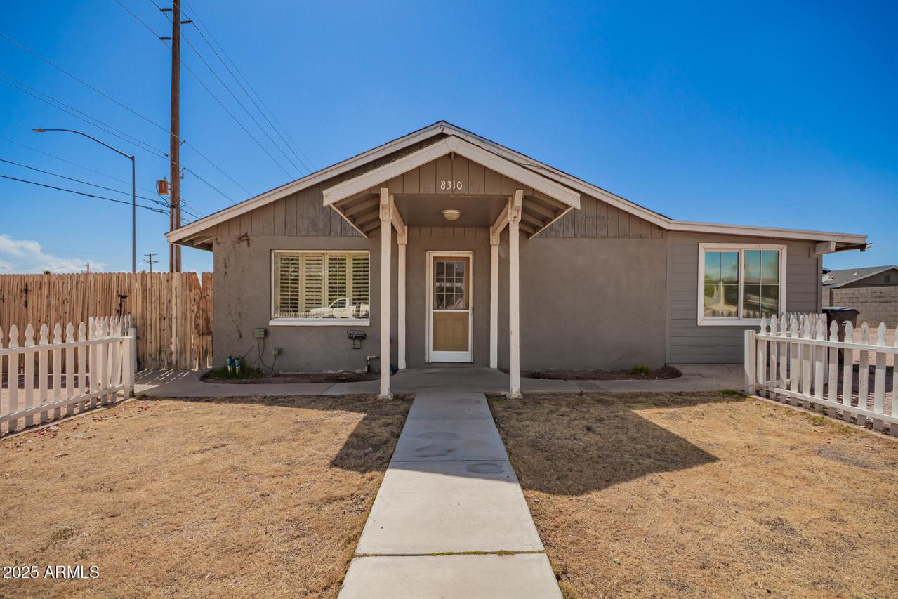 8310 E University Dr., Mesa, AZ 85207