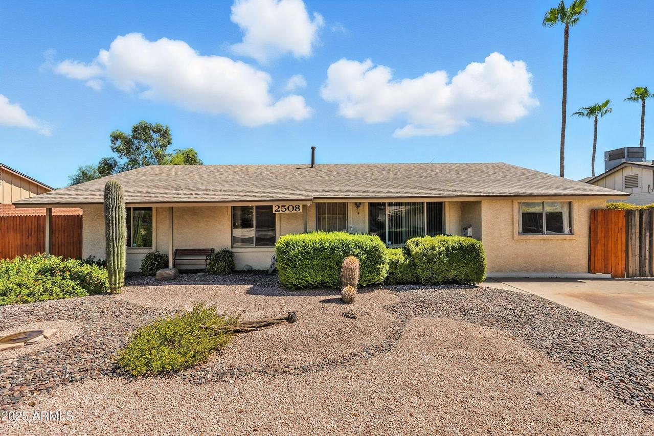 2508 E Hillery Dr., Phoenix, AZ 85032