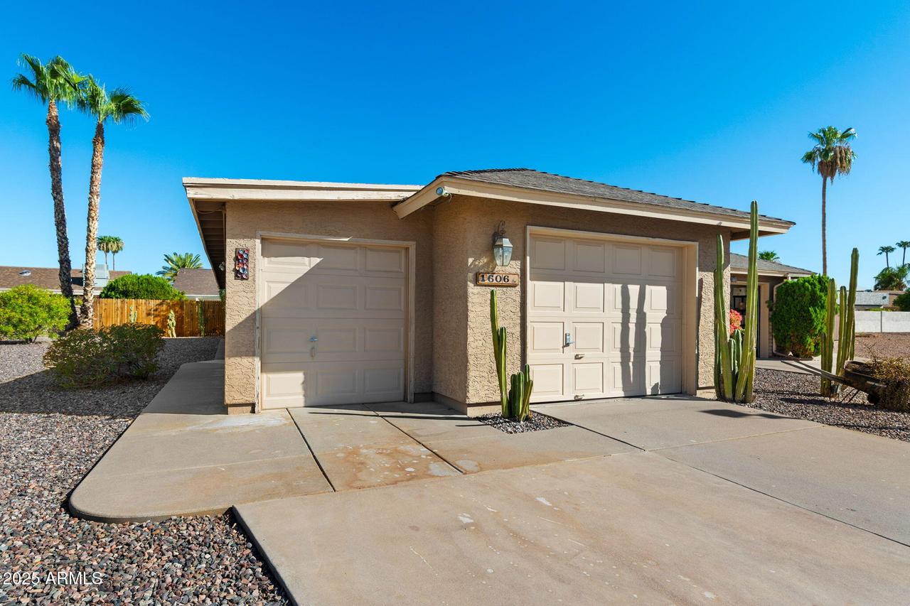 1606 Leisure World, Mesa, AZ 85206