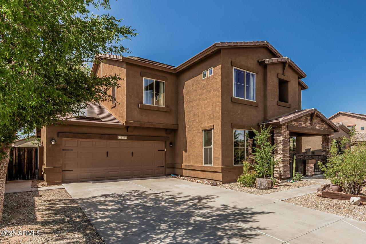 18152 W Paradise Ln., Surprise, AZ 85388